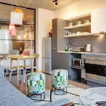Wex1 Private Apartments By Perch Stays